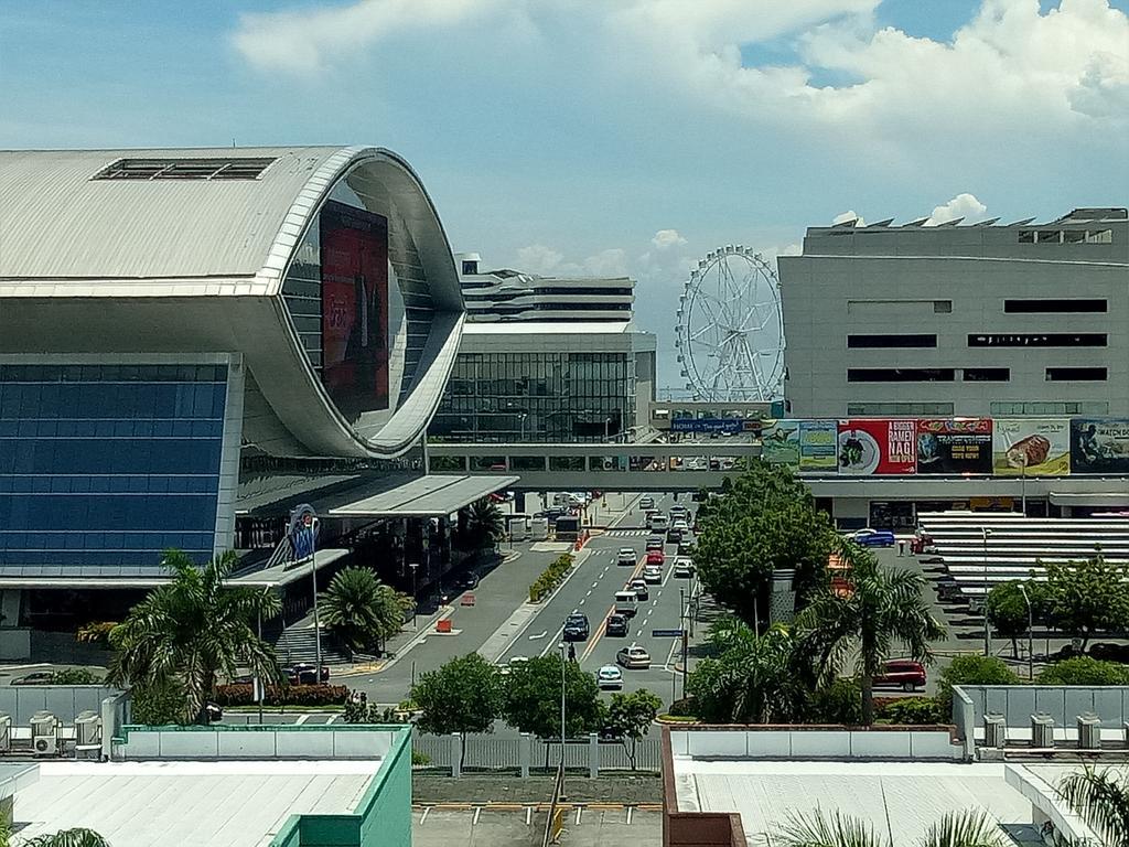 Chin'S Place Sea Residences Moa Manila Bagian luar foto