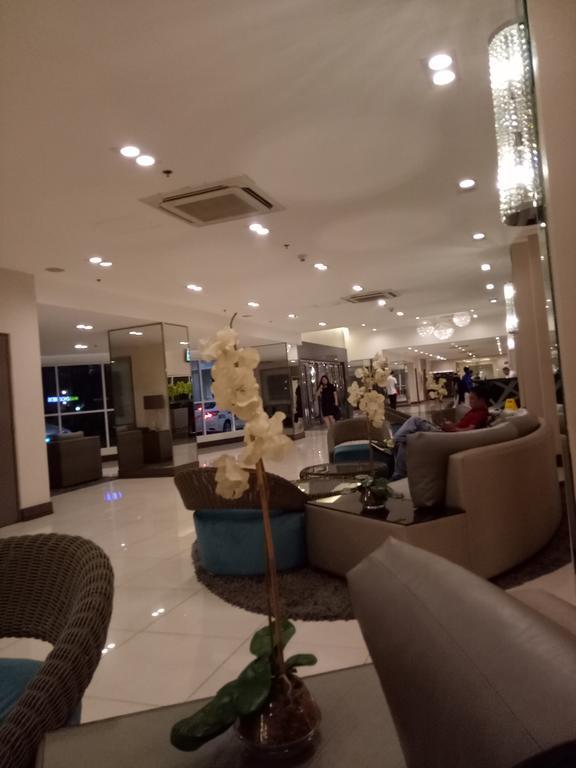 Chin'S Place Sea Residences Moa Manila Bagian luar foto