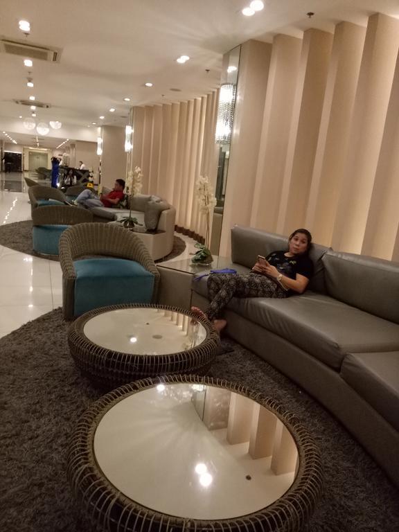 Chin'S Place Sea Residences Moa Manila Bagian luar foto